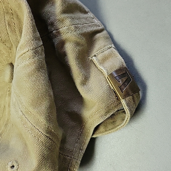 Vuori Baseball Cap Tan Logo Embroidered - Picture 3 of 8